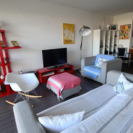 Beautiful T3 With Balcony Near The Apartment Arcachon