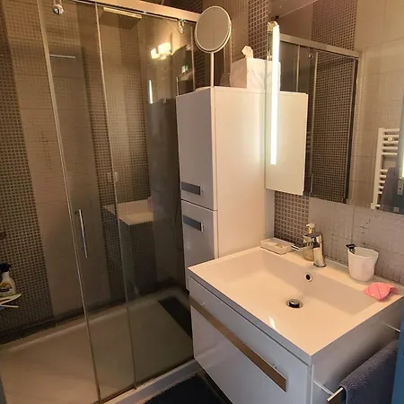 Beautiful T3 With Balcony Near The Apartment *